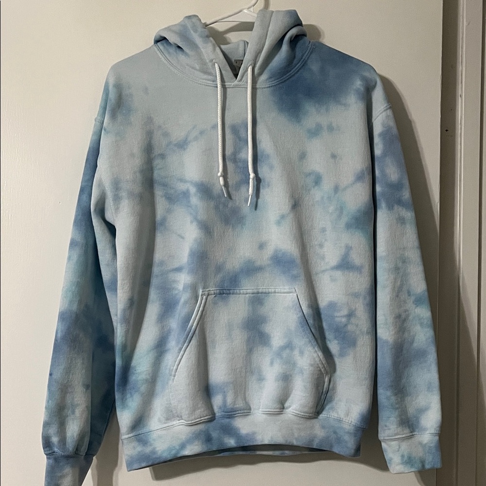 Gildan Light Blue Tie-Dye Hoodie